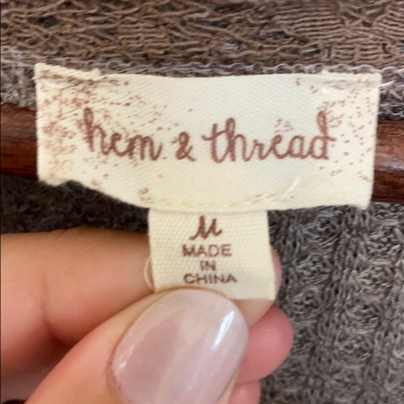 Cute Brown Hem & Tread Top - Picture 4 of 6